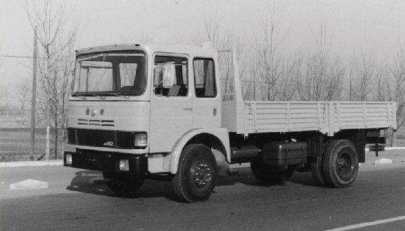 LOWBED TRAILER-HOWO TRUCK HISTORY